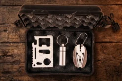 Adventskalender mit Survival-Kit