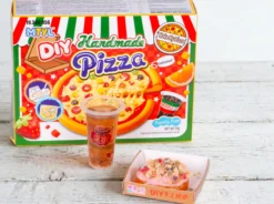 DIY Candy Pizza