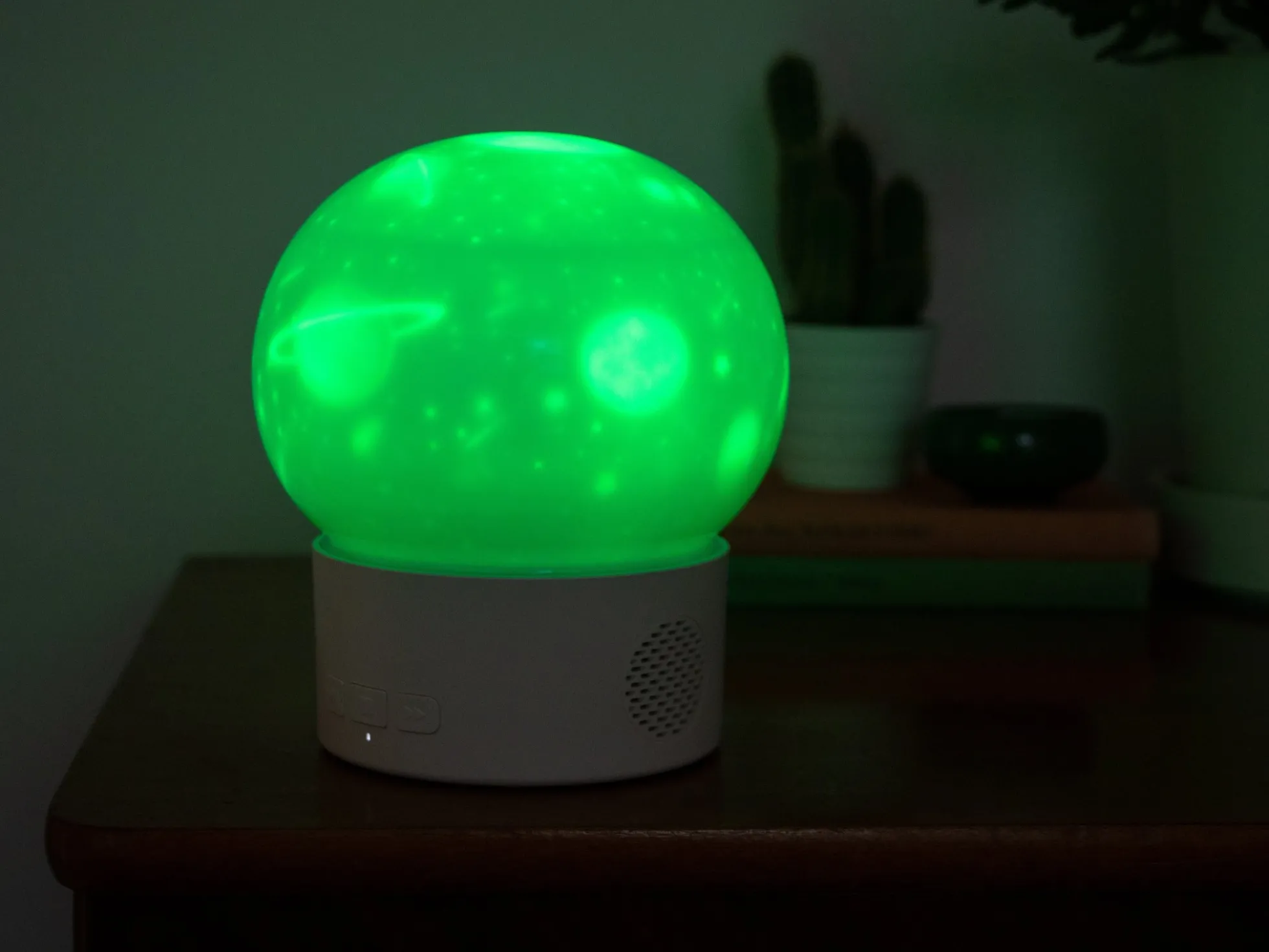Nachtlampe Mit Projektorfunktion Und Lautsprecher