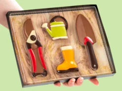 Schokoladengeschenkbox Gartengeräte