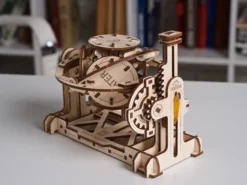 Ugears 3D-Holzpuzzle - Zufallsgenerator STEM Lab