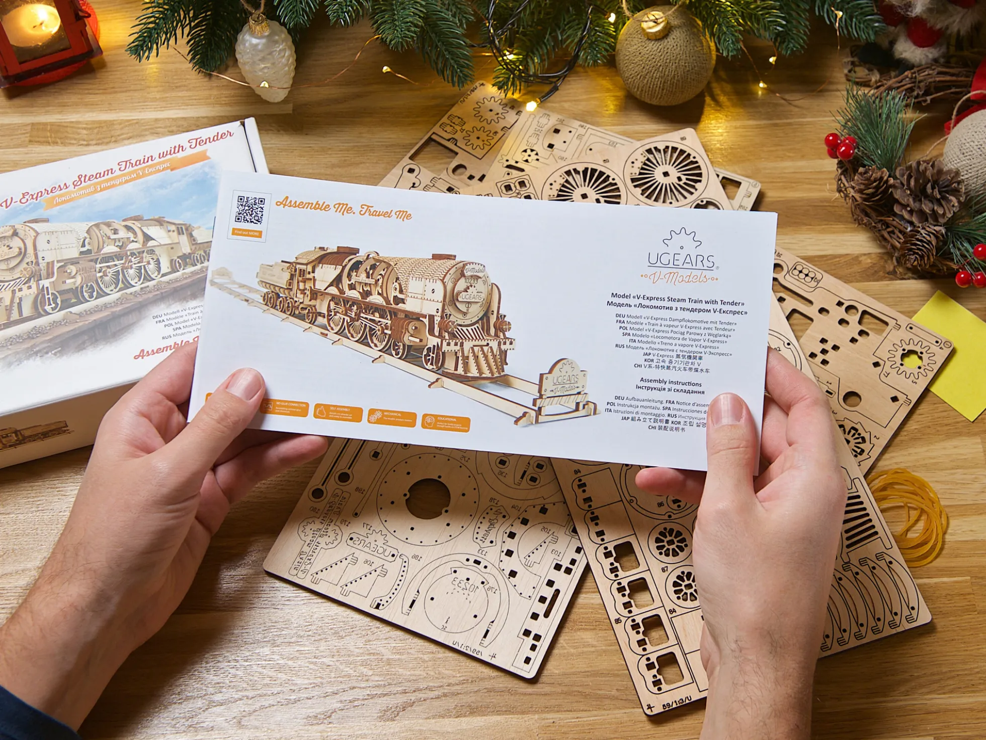 Ugears 3D Puzzle V-Express Steam Train Dampflok