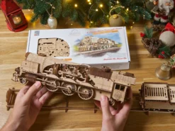Ugears 3D Puzzle V-Express Steam Train Dampflok