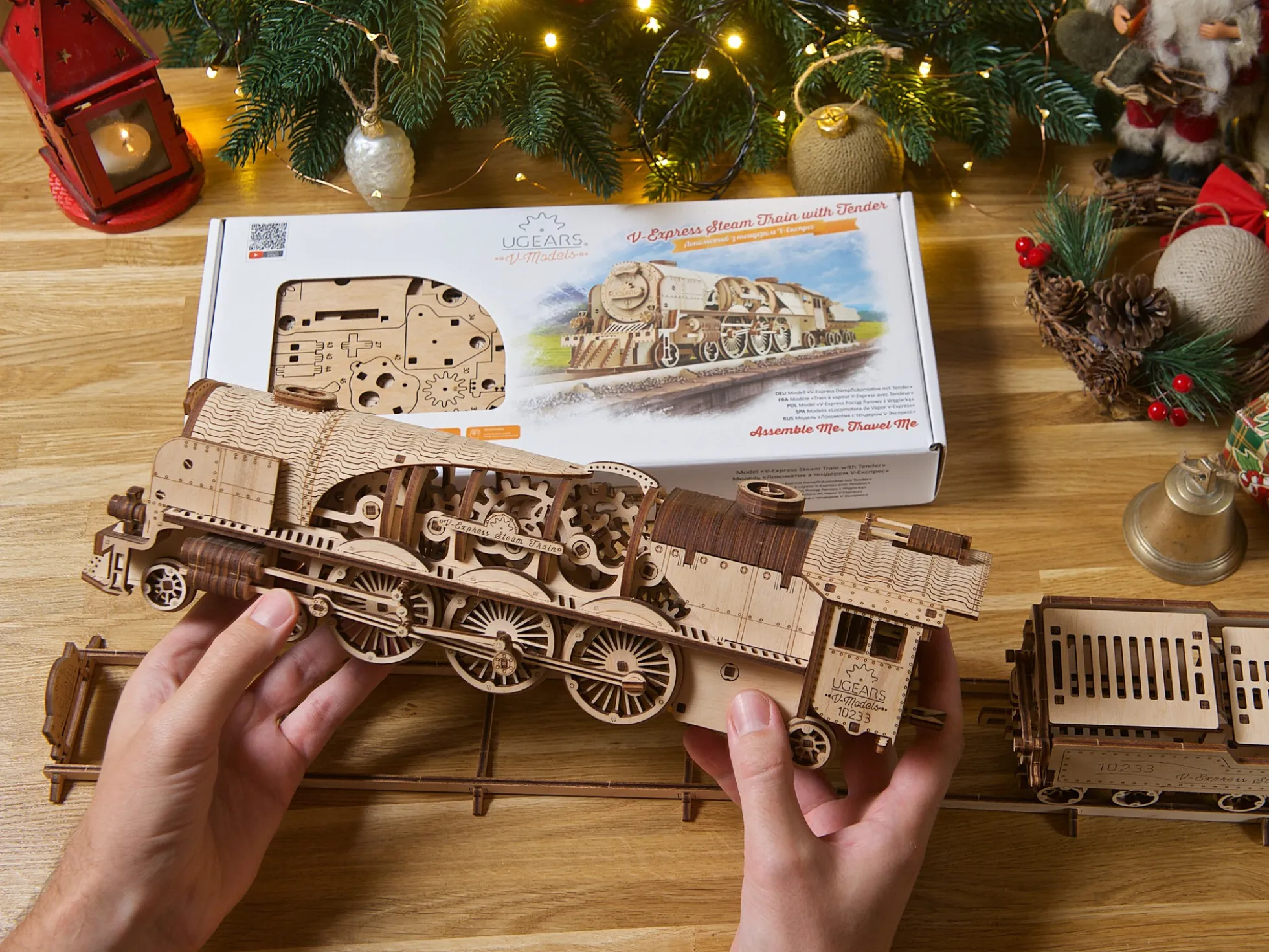 Ugears 3D Puzzle V-Express Steam Train Dampflok